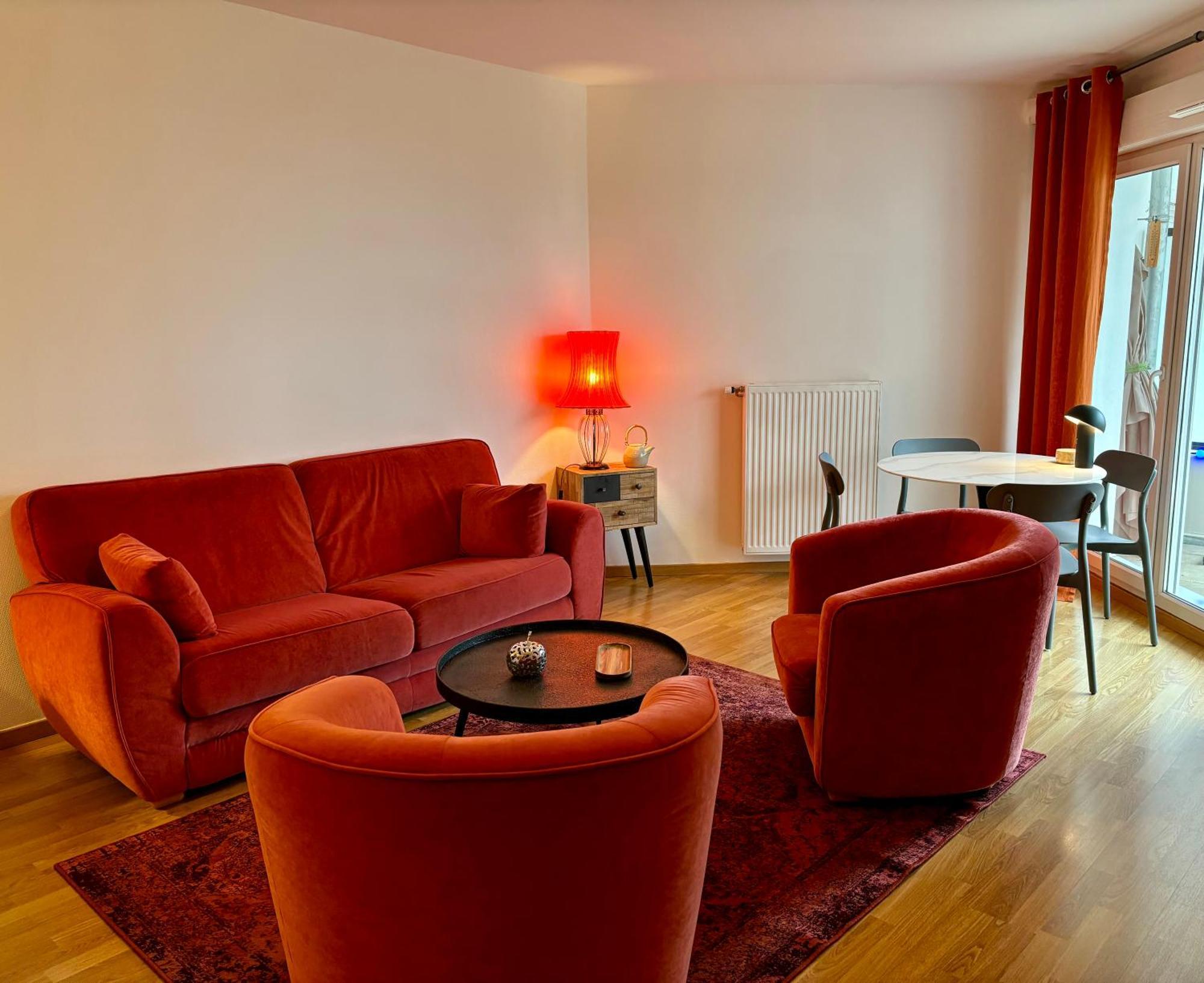 Appartement Proche Centre Parking & Terrasse Besancon Luaran gambar