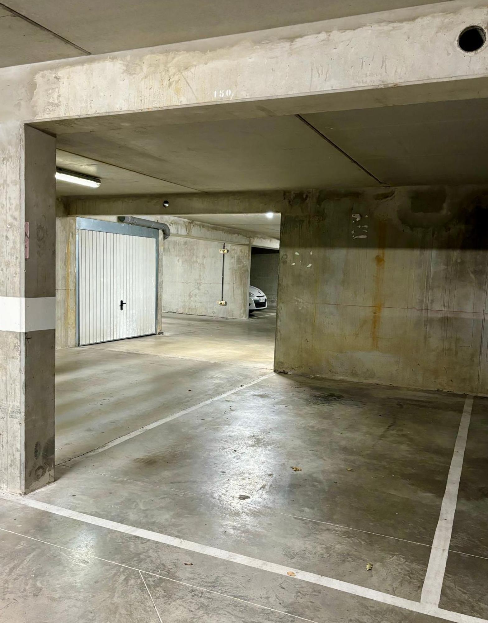 Appartement Proche Centre Parking & Terrasse Besancon Luaran gambar